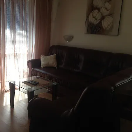 شقة Village House سفيتي فلاس
